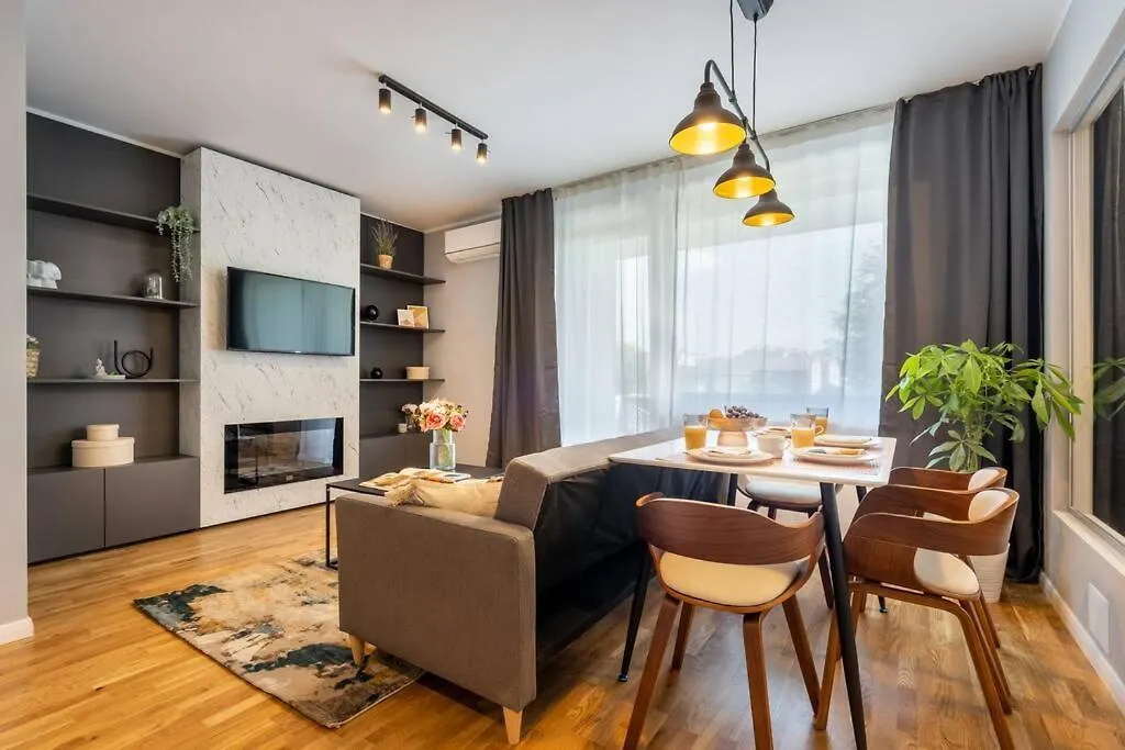 Διαμέρισμα Bright 2Br Flat - Top Location - Amazing Balcony Βουκουρέστι