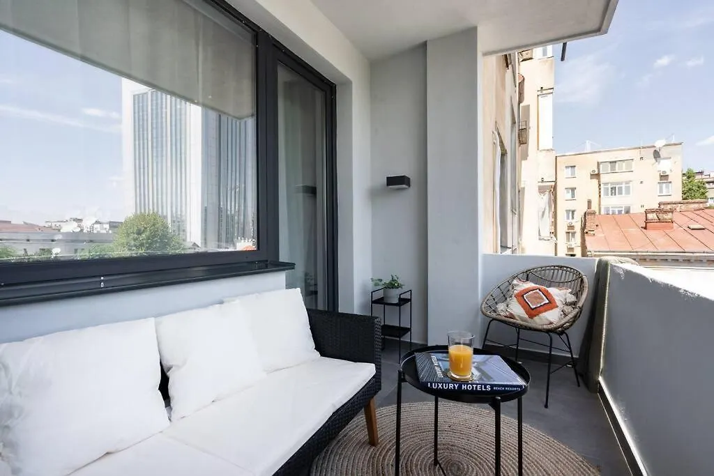 Bright 2Br Flat - Top Location - Amazing Balcony Βουκουρέστι 0*,  Ρουμανία