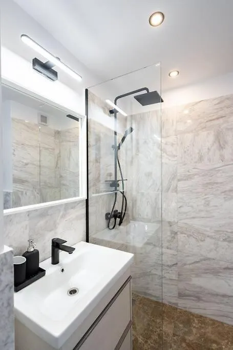 Διαμέρισμα Bright 2Br Flat - Top Location - Amazing Balcony Βουκουρέστι